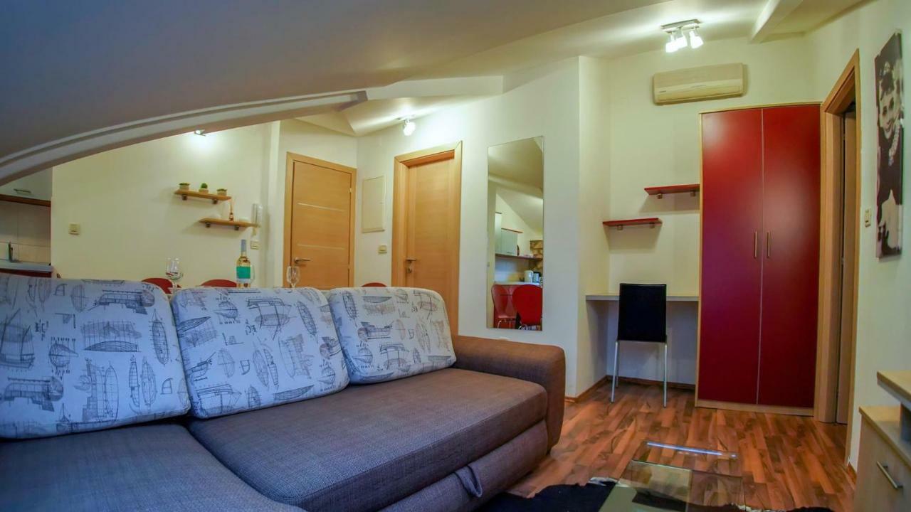Apartma Bb-pomerio 1&2